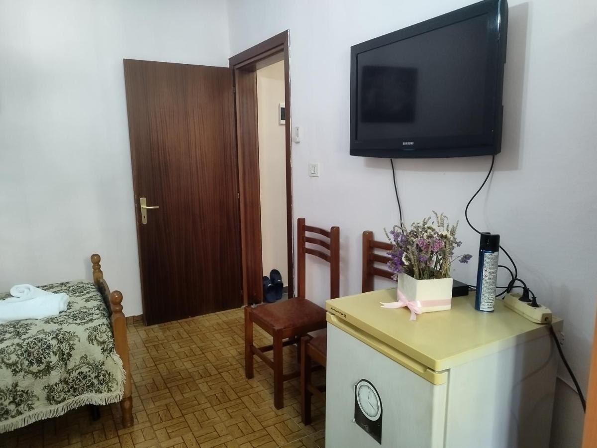 Guest Room Tirana Center Luaran gambar